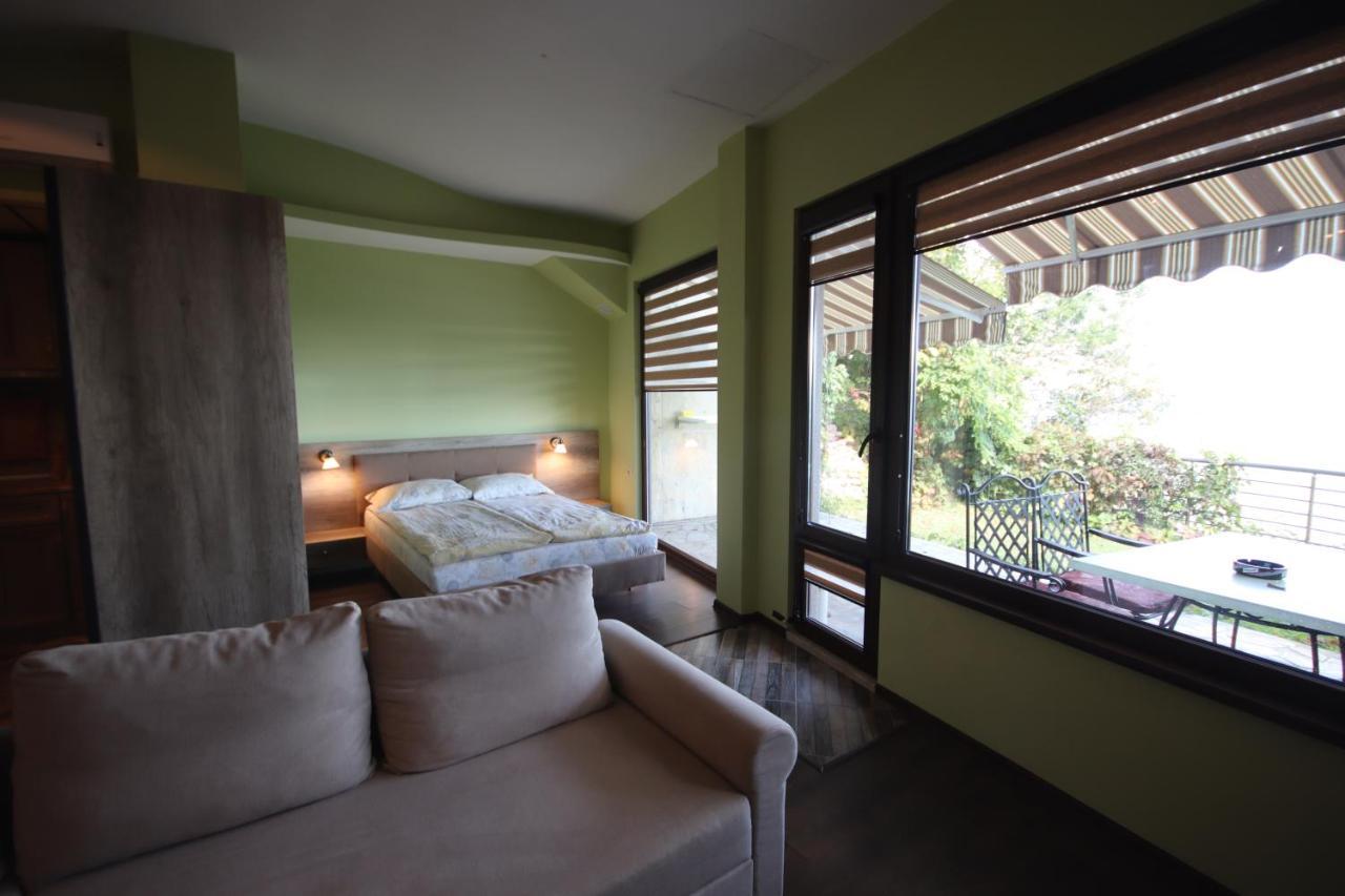 Hotel Continental Kiten  Bagian luar foto