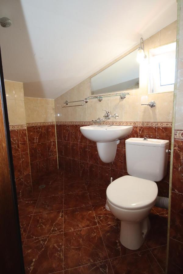 Hotel Continental Kiten  Bagian luar foto