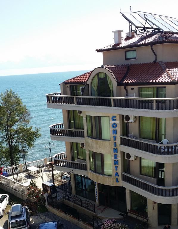 Hotel Continental Kiten  Bagian luar foto